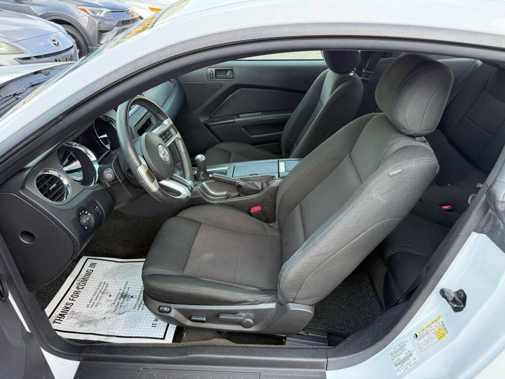 Used 2014 Ford Mustang Coupe w/ Equipment Group 102A image 11