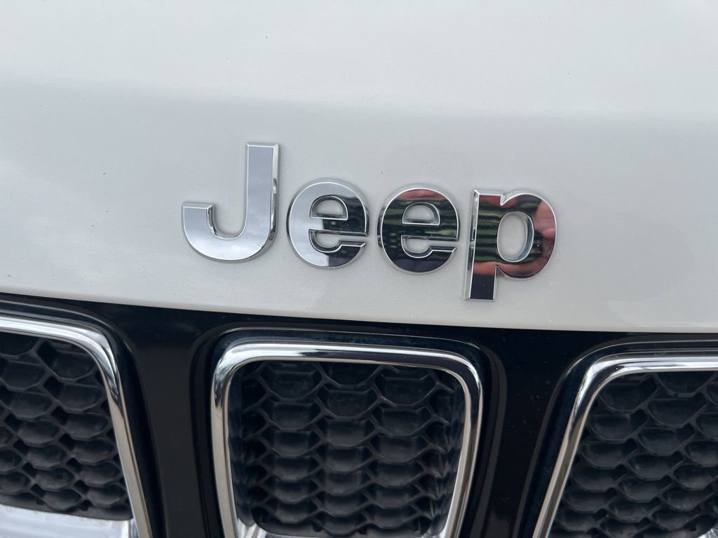 Used 2021 Jeep Compass Limited image 27