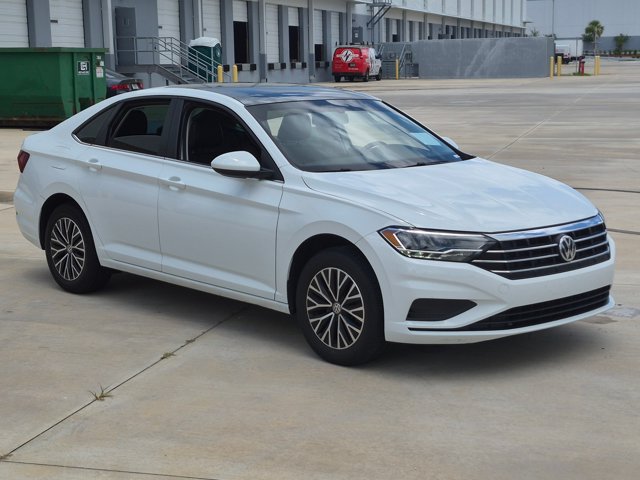 Used 2020 Volkswagen Jetta SE w/ SE Cold Weather Package FWD image 3