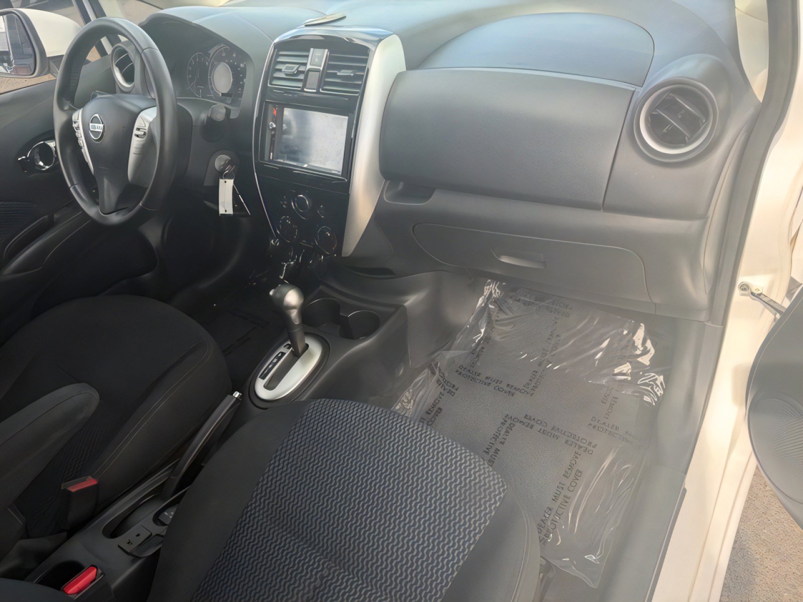 Used 2015 Nissan Versa Note SV FWD image 10