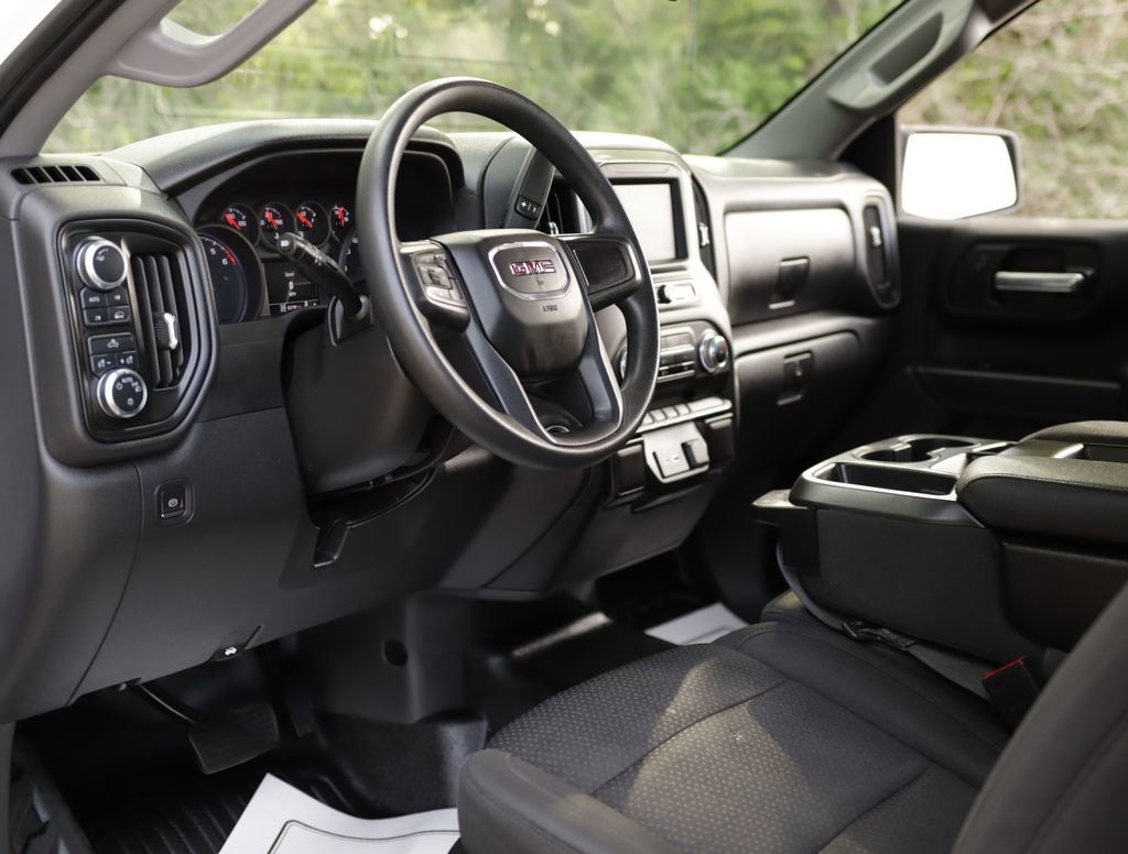 Used 2022 GMC Sierra 1500 Pro w/ Pro Value Package AWD/4WD image 9