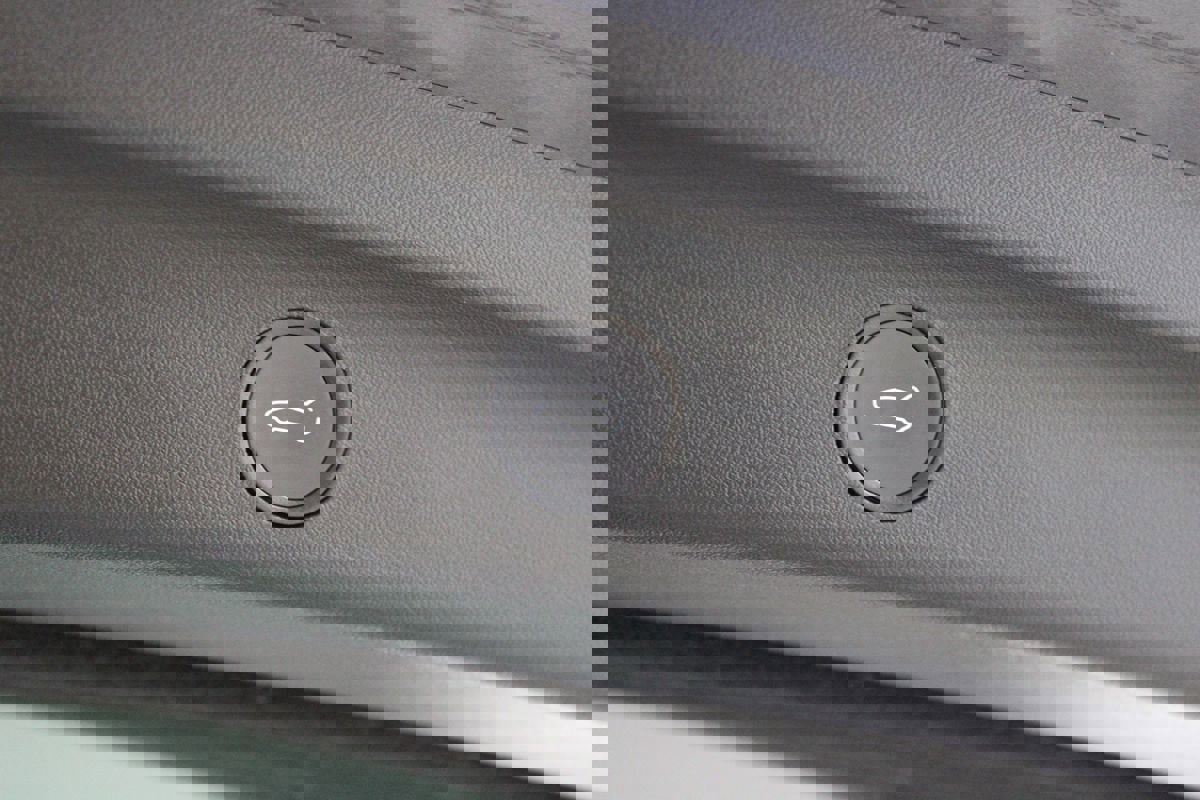 Used 2022 Tesla Model Y Performance image 25