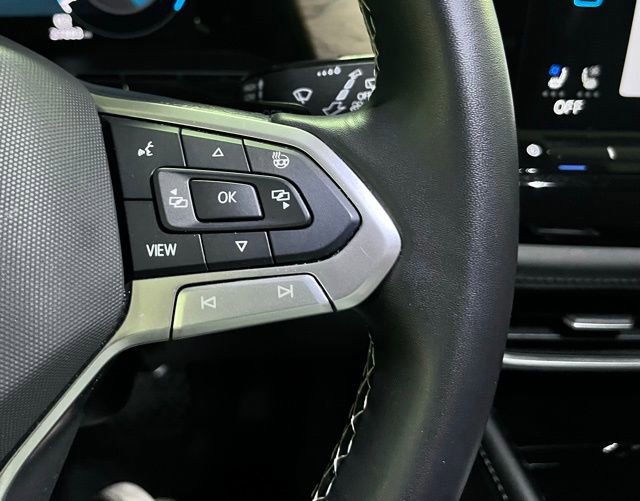 Used 2025 Volkswagen Atlas SE FWD image 25