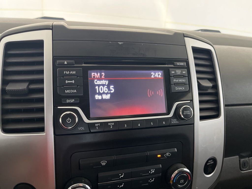 Used 2018 Nissan Frontier SV image 53
