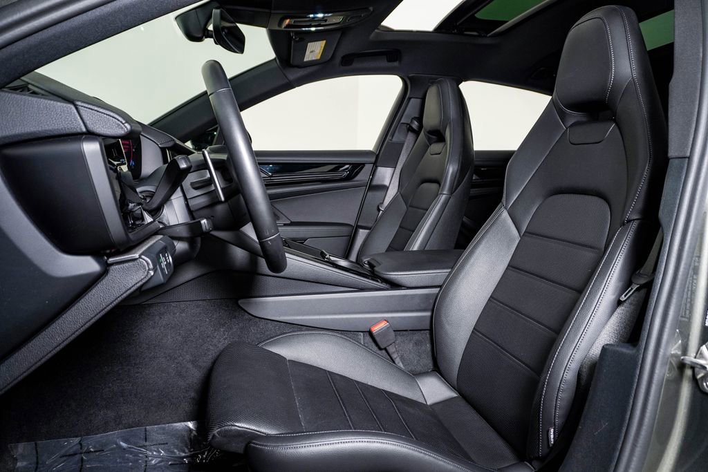 Used 2024 Porsche Panamera 4 AWD/4WD image 19