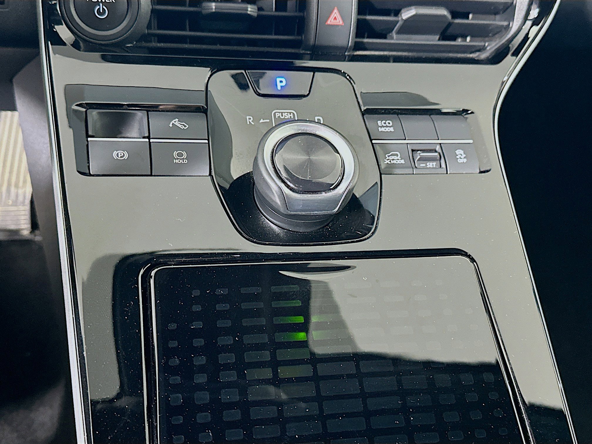 Used 2025 Toyota bZ4X AWD w/ Weather Package image 25