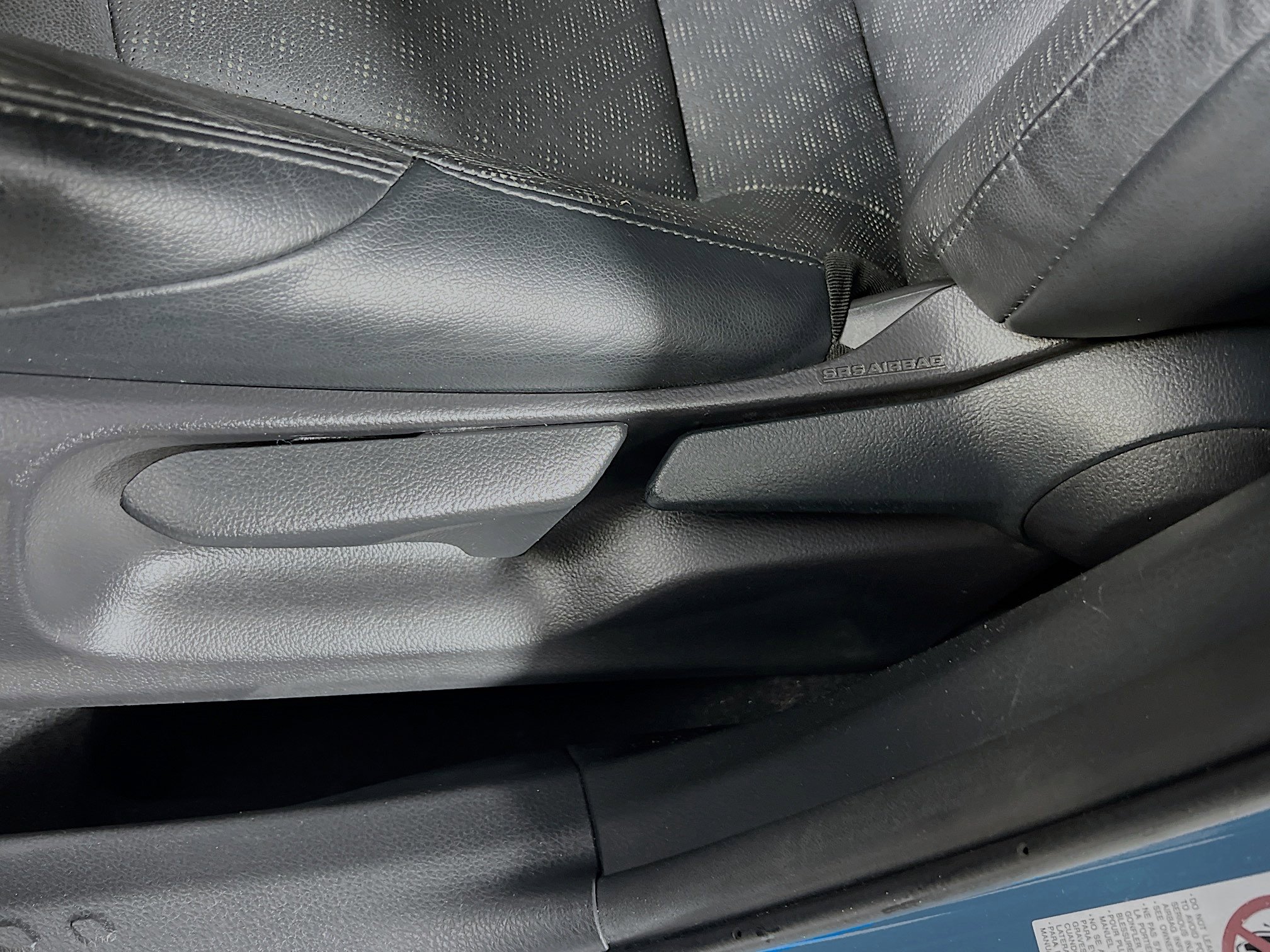 Used 2019 Toyota C-HR Limited image 16