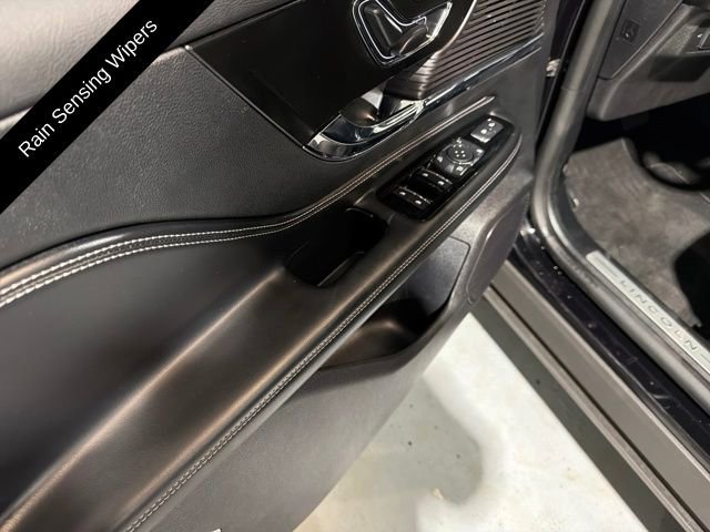 Certified 2022 Lincoln Corsair AWD w/ Equipment Group 101A image 16