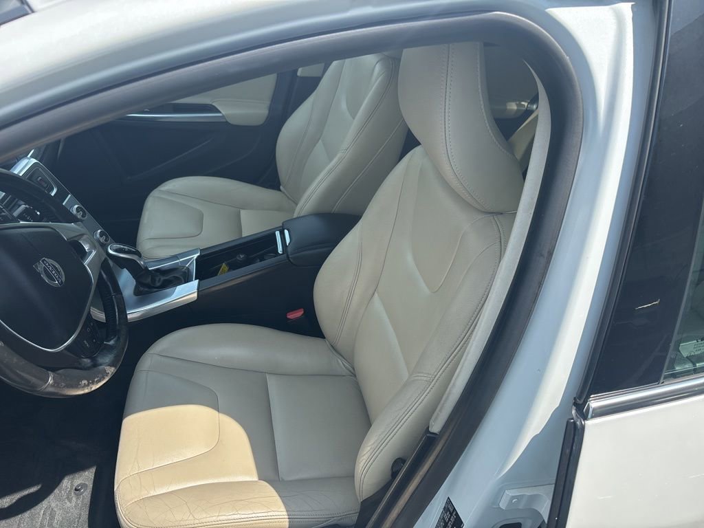 Used 2017 Volvo S60 T5 Inscription AWD/4WD image 5