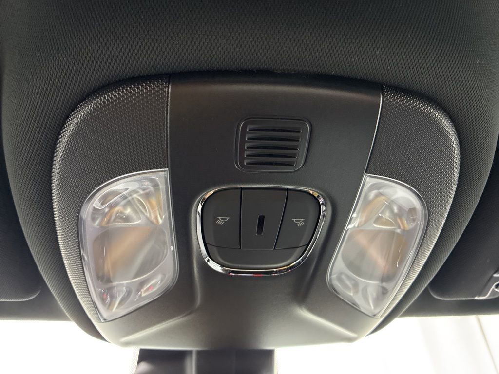 New 2026 Jeep Compass Latitude image 20