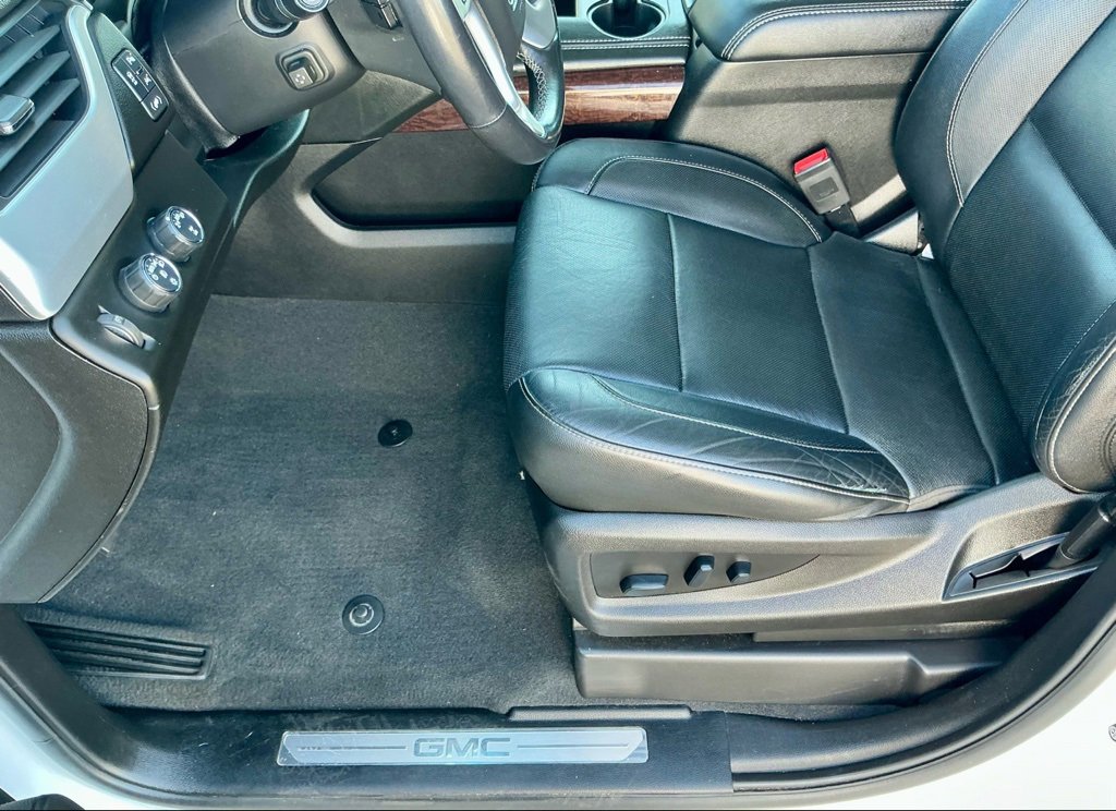 Used 2019 GMC Yukon SLT image 41