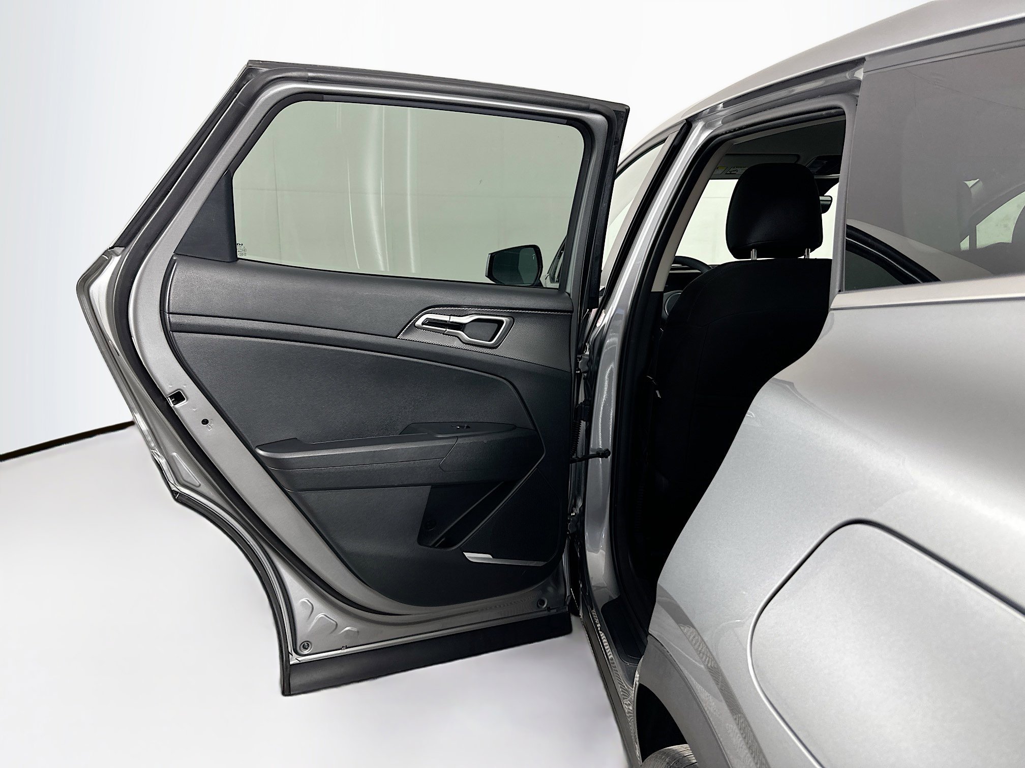 Used 2024 Kia Sportage LX image 24