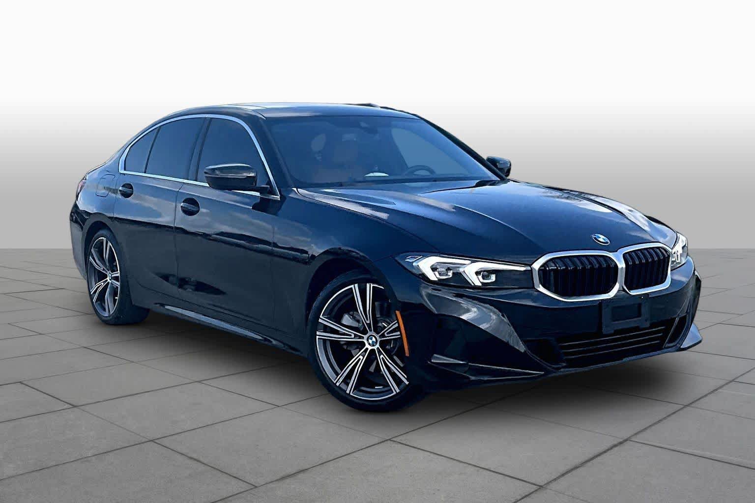 Used 2024 BMW 330i Sedan w/ Convenience Package RWD image 2