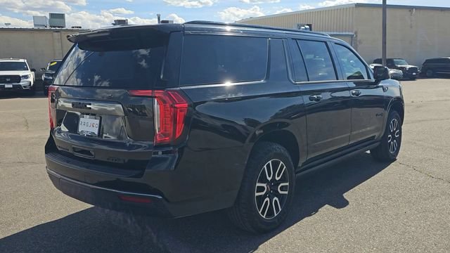Used 2021 GMC Yukon XL AT4 w/ AT4 Premium Plus Package AWD/4WD image 9