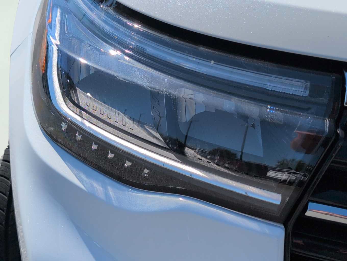 New 2026 Ford Explorer Active RWD image 15