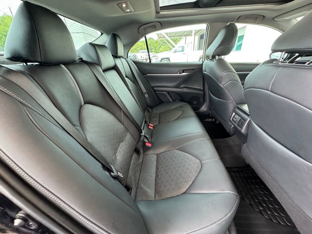 Used 2019 Toyota Camry XSE FWD image 23