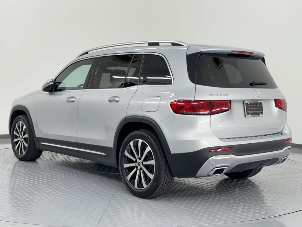 Used 2020 Mercedes-Benz GLB 250 image 3