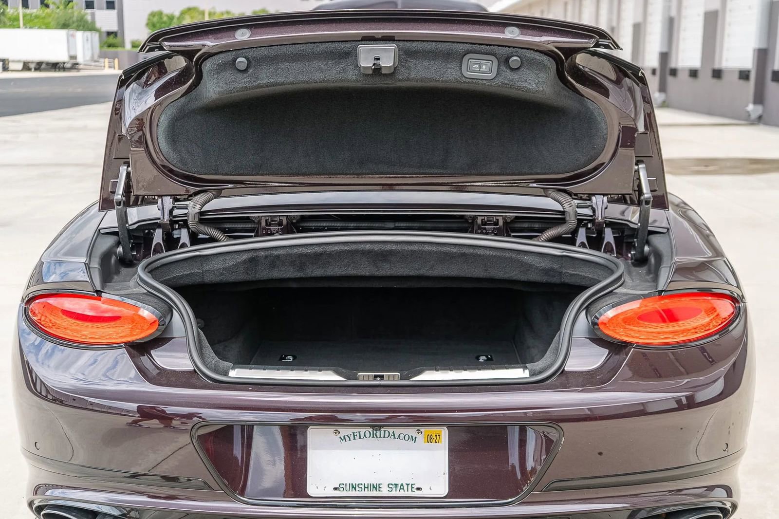 Used 2024 Bentley Continental GT V8 AWD/4WD image 27