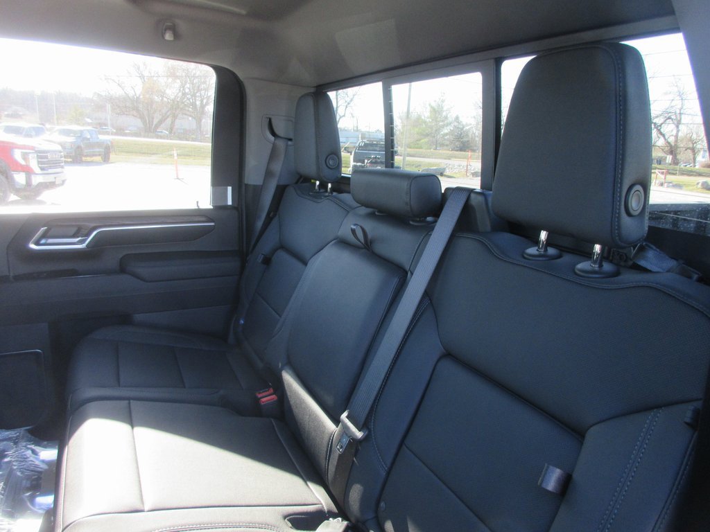 New 2026 GMC Sierra 3500 SLT w/ SLT Premium Package image 15