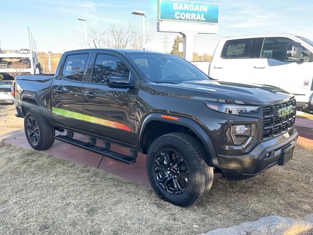 Used 2025 GMC Canyon Elevation w/ Convenience Package image 1