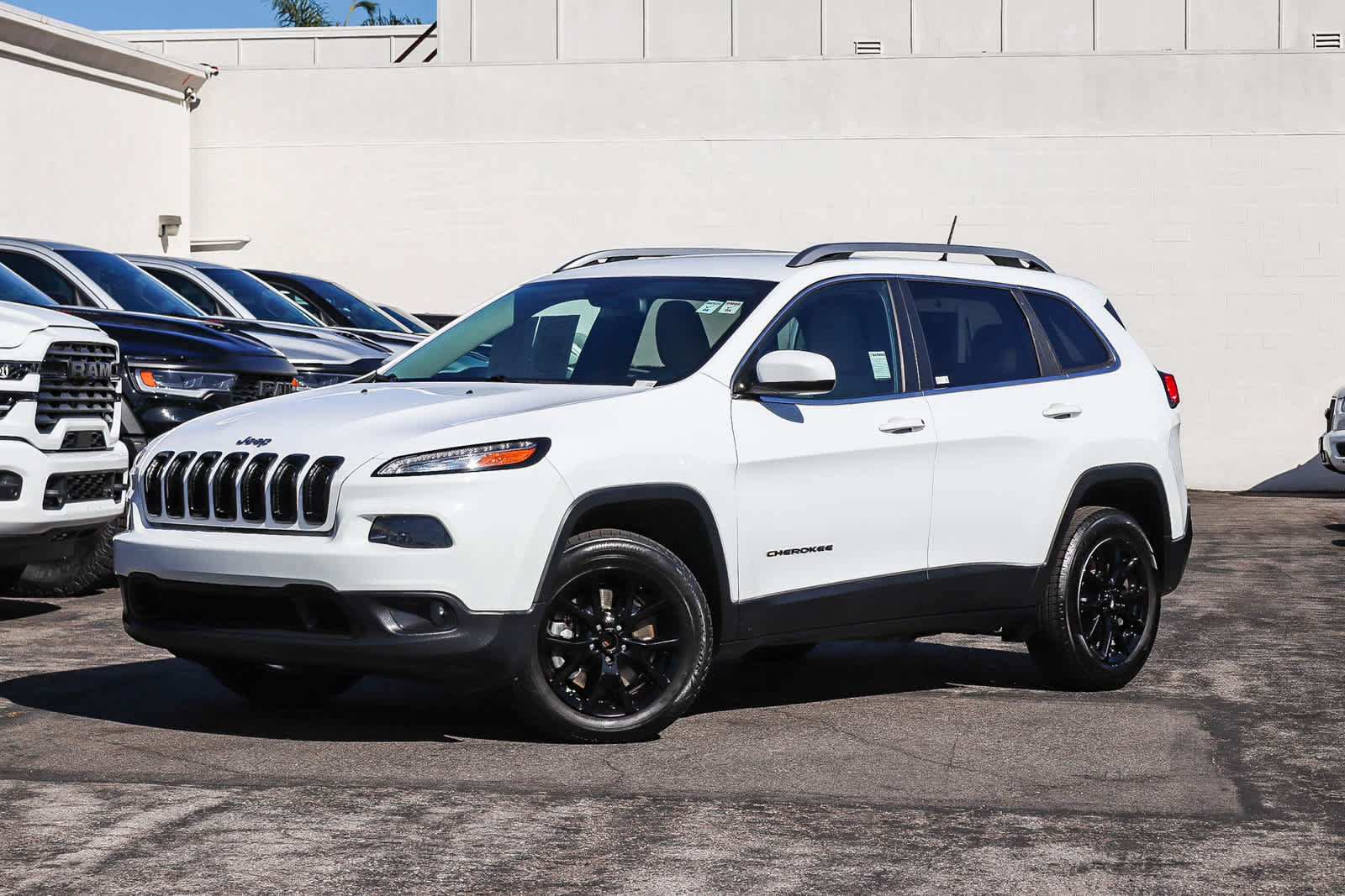 Used 2018 Jeep Cherokee Latitude