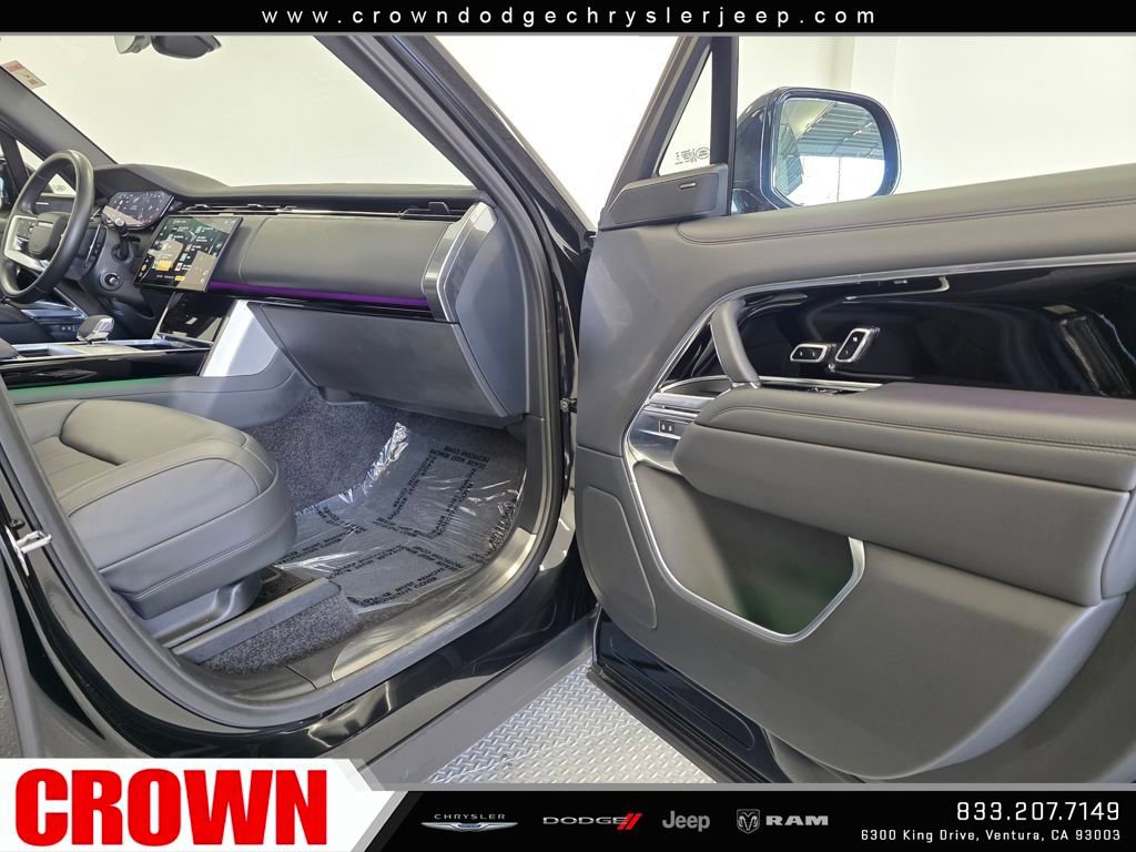 Used 2024 Land Rover Range Rover SE image 14