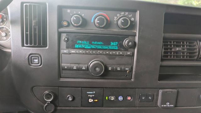 Used 2022 Chevrolet Express 2500 w/ Driver Convenience Package image 35