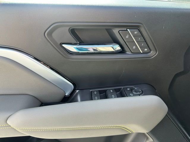 New 2026 Chevrolet Colorado ZR2 w/ Technology Package image 3