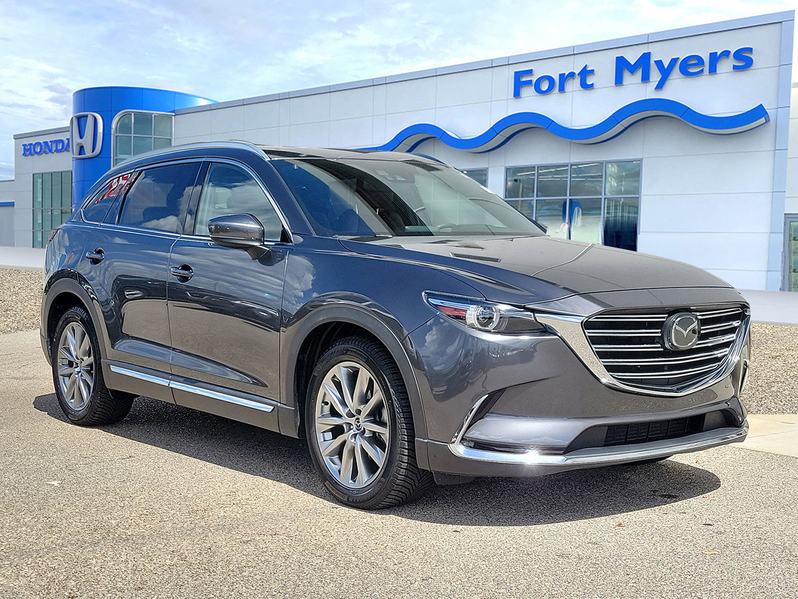 Used 2017 MAZDA CX-9 Signature image 1