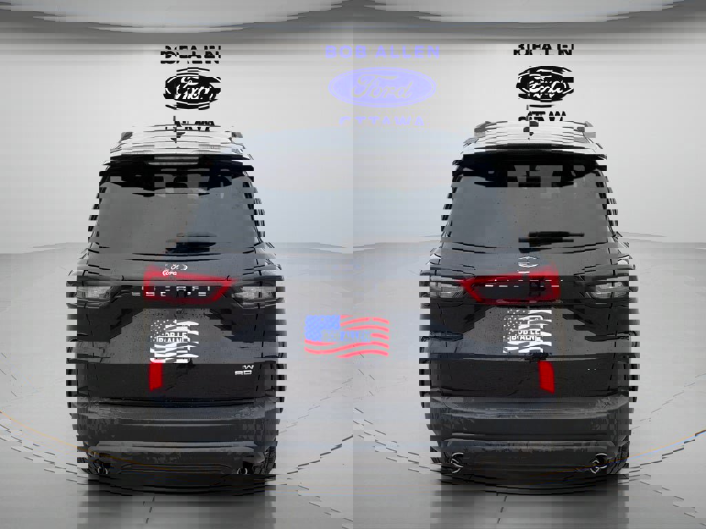 Used 2025 Ford Escape ST-Line image 12