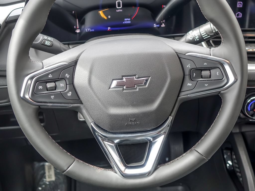 Used 2026 Chevrolet TrailBlazer LT w/ Midnight Edition FWD image 18