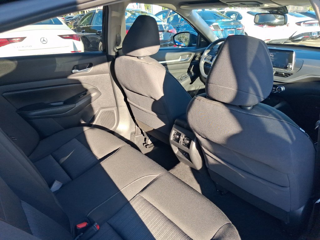 Used 2019 Nissan Altima 2.5 SV FWD image 26