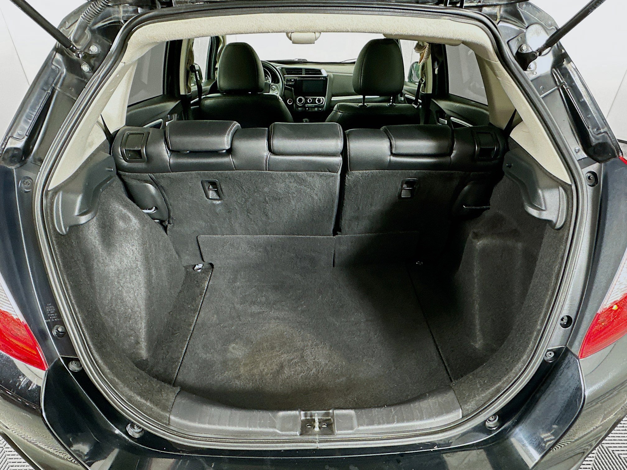Used 2017 Honda Fit EX-L image 28