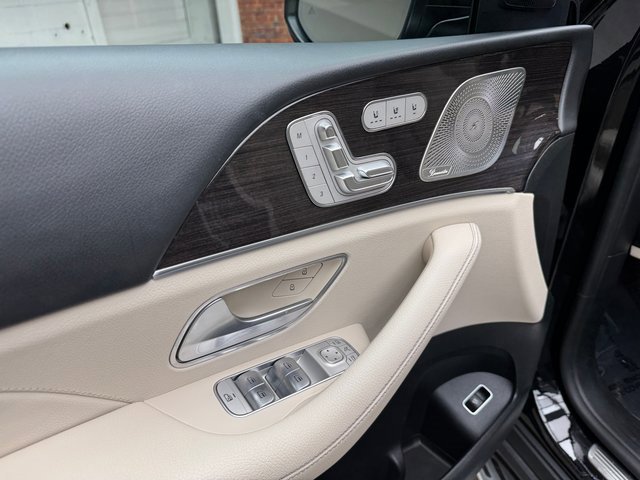 Certified 2022 Mercedes-Benz GLS 450 4MATIC image 11