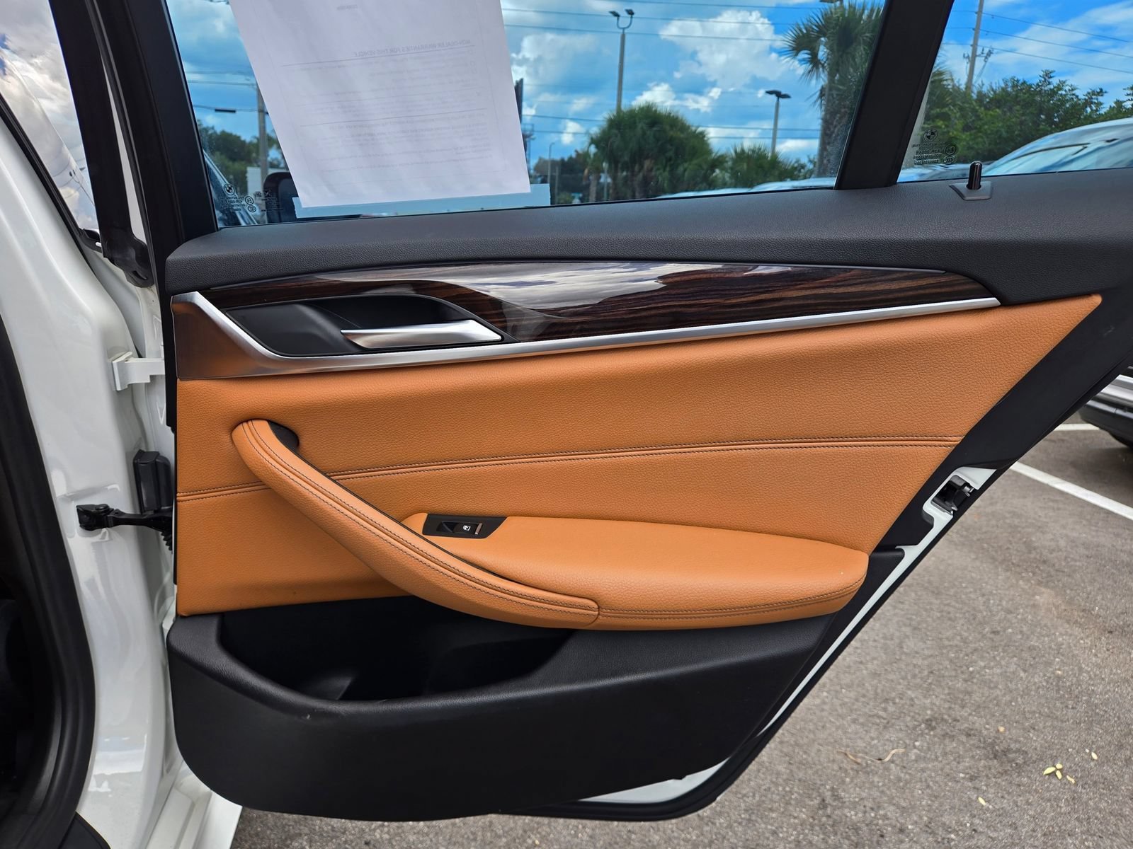 Used 2019 BMW 530e w/ M Sport Package RWD image 42