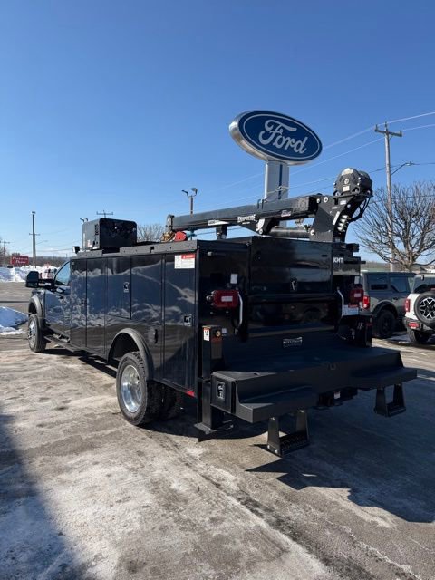 New 2026 Ford F550 4x4 Supercab Super Duty w/ XLT Value Package image 4
