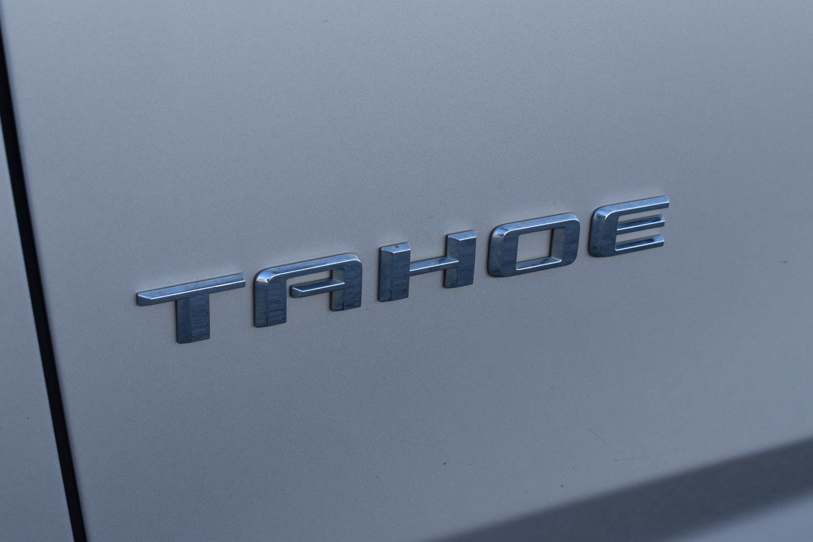 Used 2021 Chevrolet Tahoe Premier w/ Premium Package RWD image 5