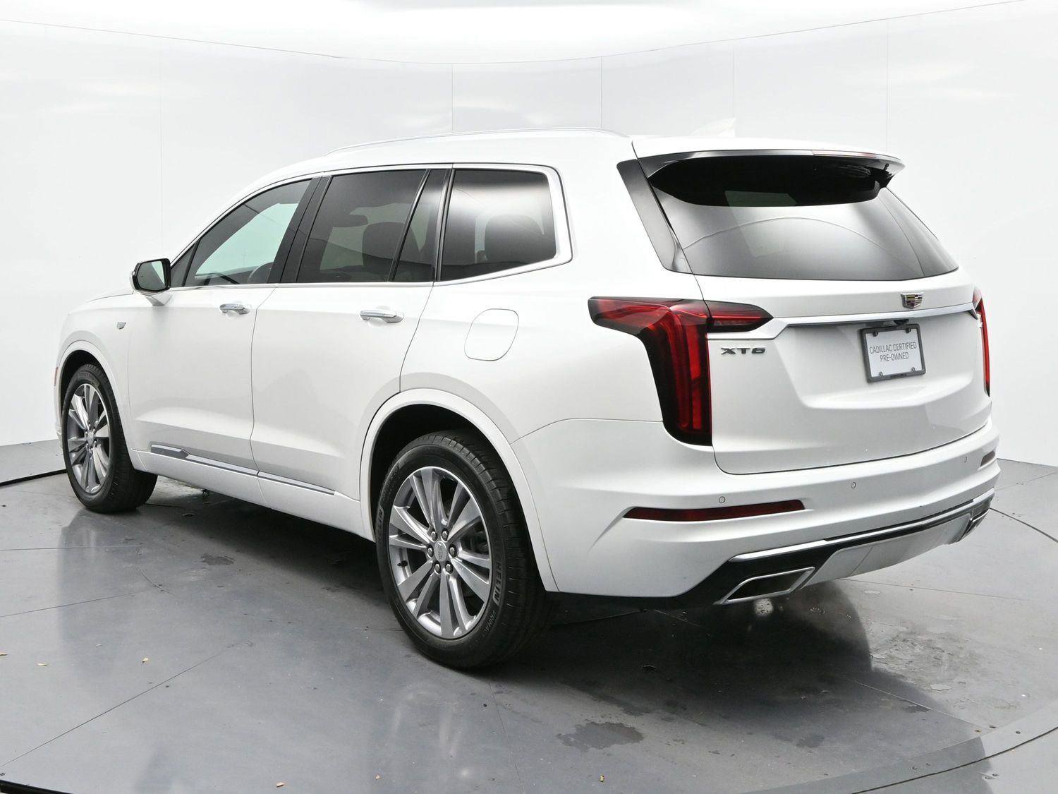 Certified 2024 Cadillac XT6 Premium Luxury image 5