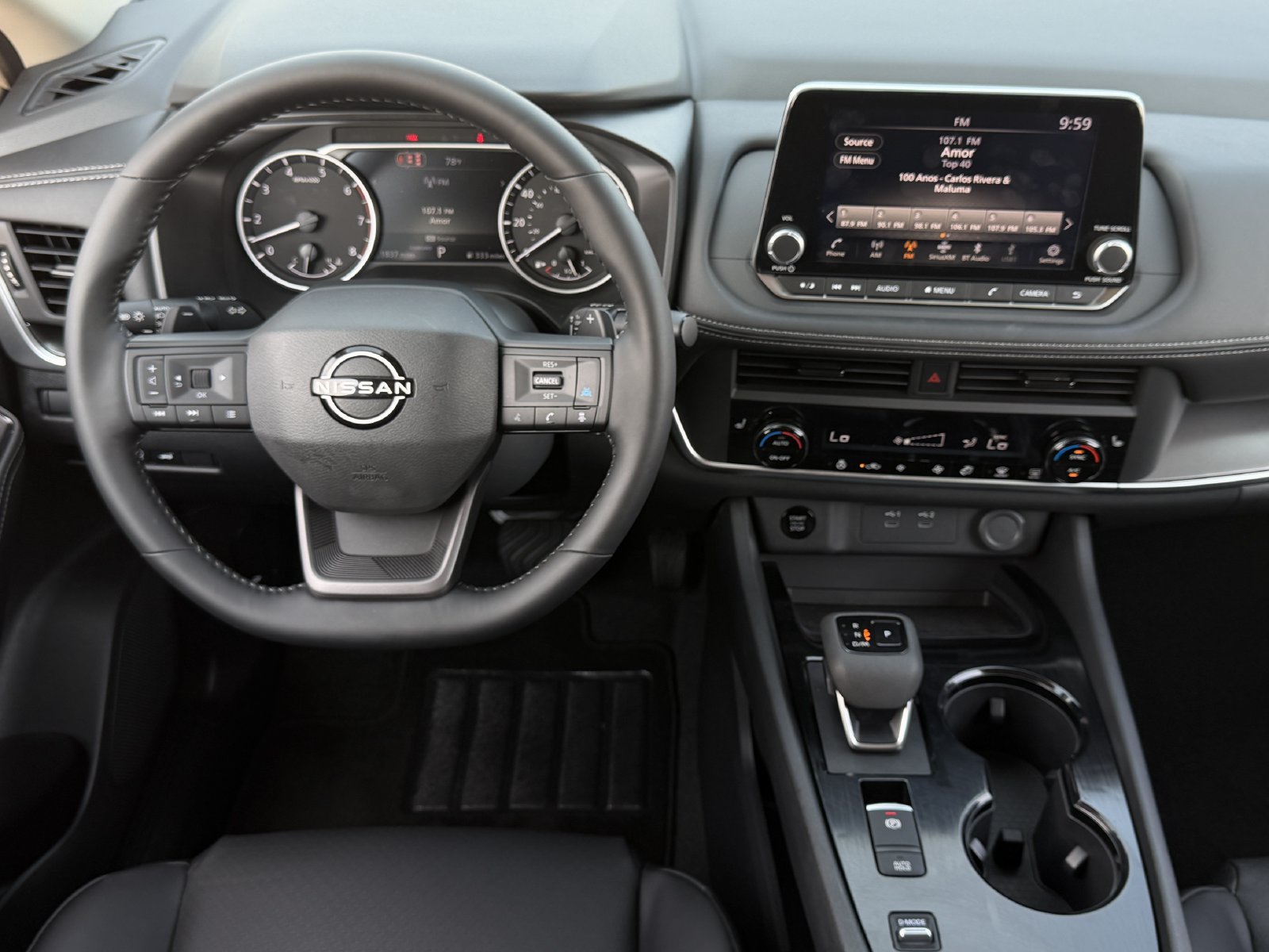 Used 2026 Nissan Rogue Dark Armor FWD image 13