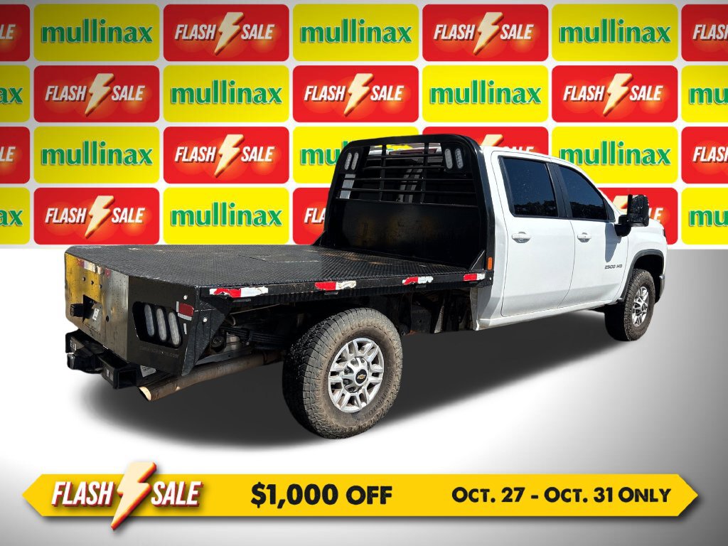 Used 2024 Chevrolet Silverado 2500 LT w/ Snow Plow Prep/Camper Package AWD/4WD image 2