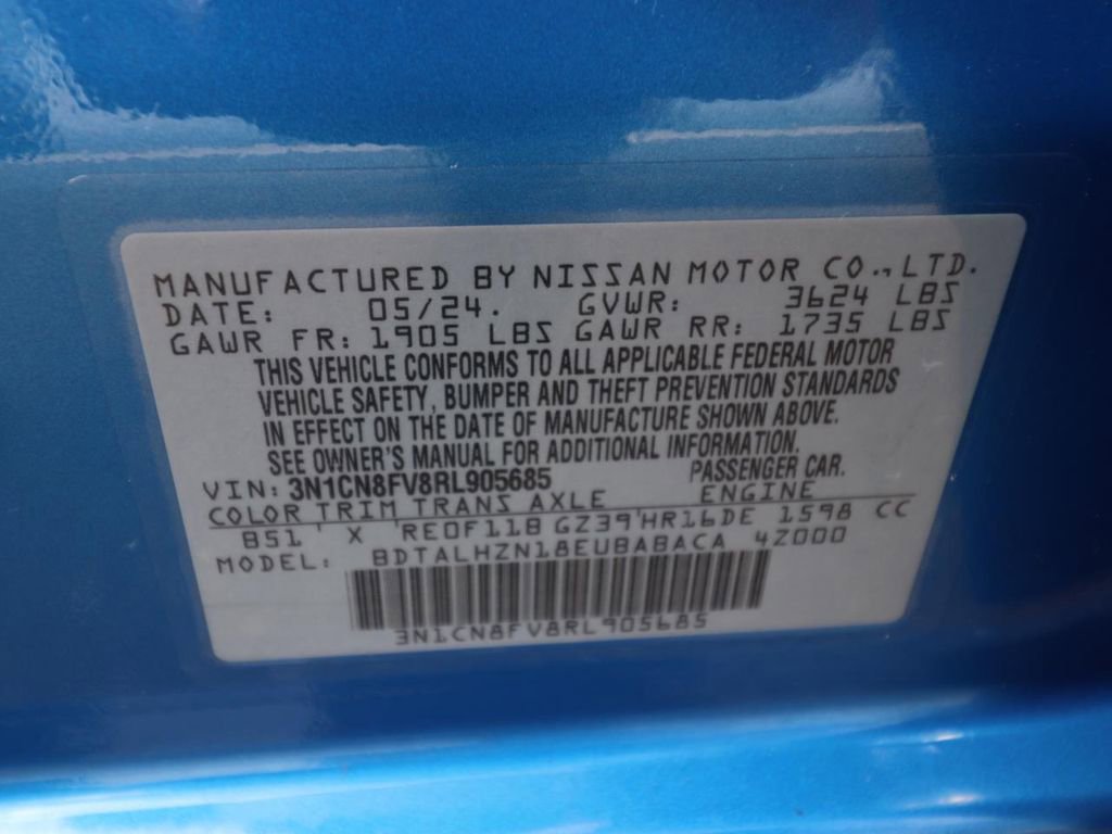 Used 2024 Nissan Versa SR FWD image 23