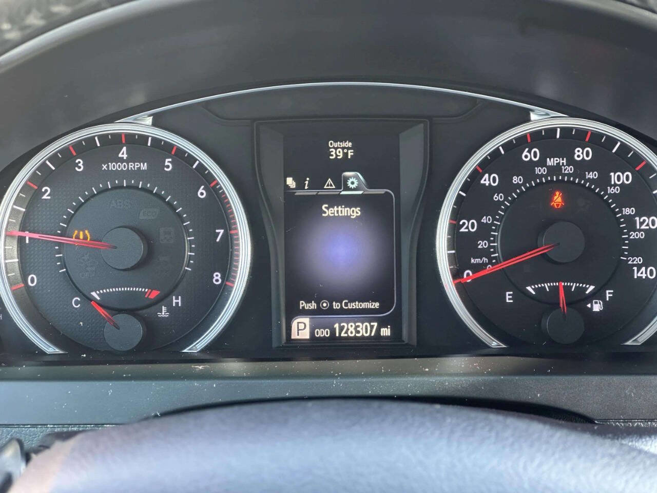 Used 2015 Toyota Camry SE FWD image 23