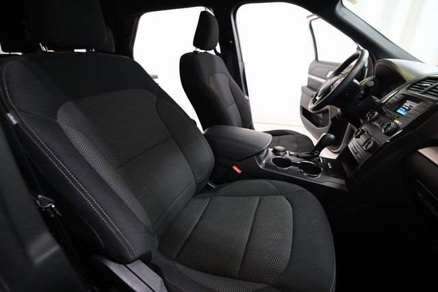 Used 2019 Ford Explorer XLT w/ Class III Trailer Tow Package AWD/4WD image 26