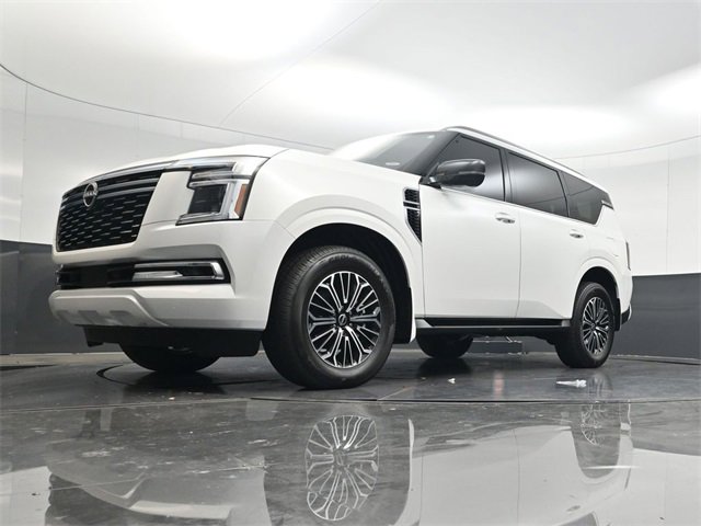 Used 2025 Nissan Armada SL w/ Captain's Chari Seat Package image 58