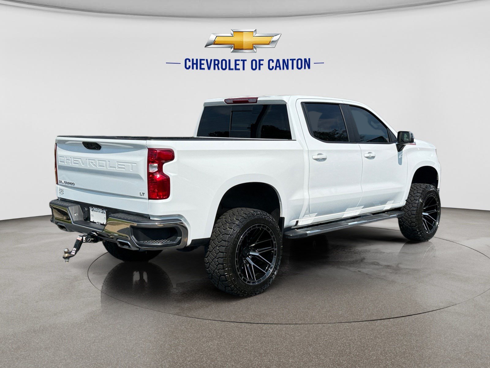 Used 2026 Chevrolet Silverado 1500 LT w/ Z71 Off-Road Package AWD/4WD image 5