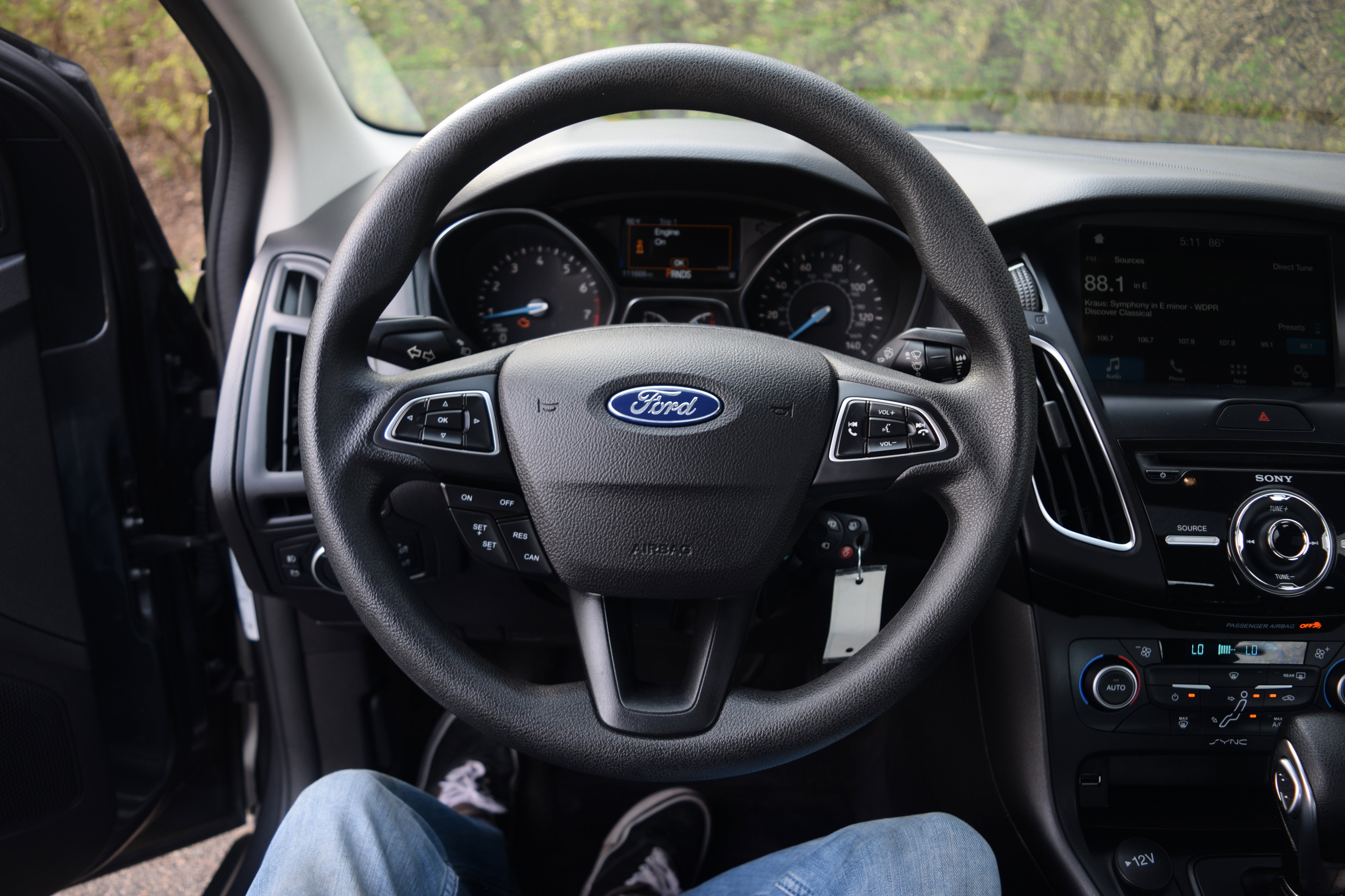 Used 2018 Ford Focus SEL FWD image 4