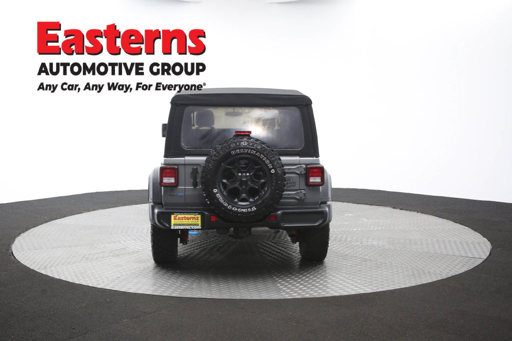 Used 2023 Jeep Wrangler Unlimited w/ Cold Weather Group AWD/4WD image 41