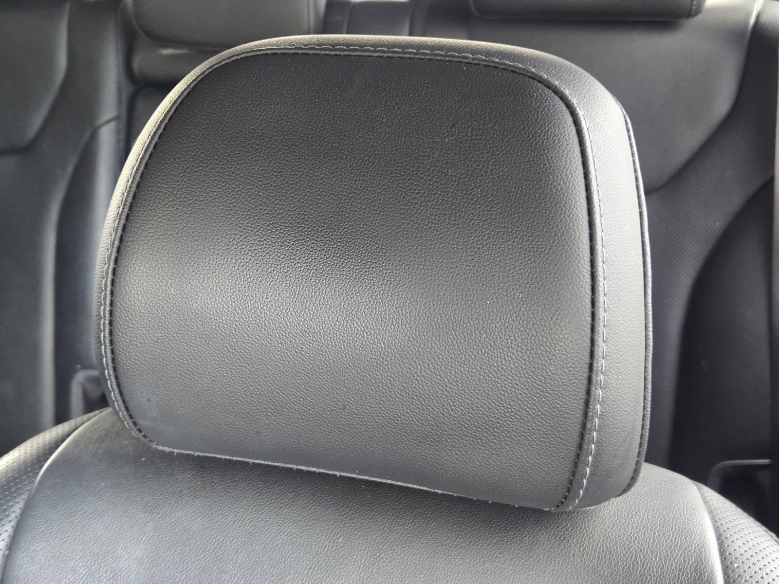 Used 2022 Hyundai Santa Fe Limited AWD/4WD image 25