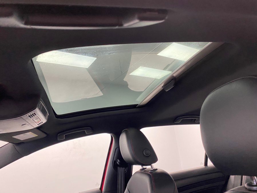 Used 2018 Volkswagen GTI S image 21
