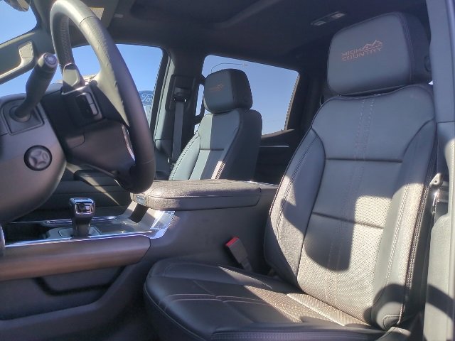 Used 2025 Chevrolet Silverado 1500 High Country w/ Midnight Edition image 11